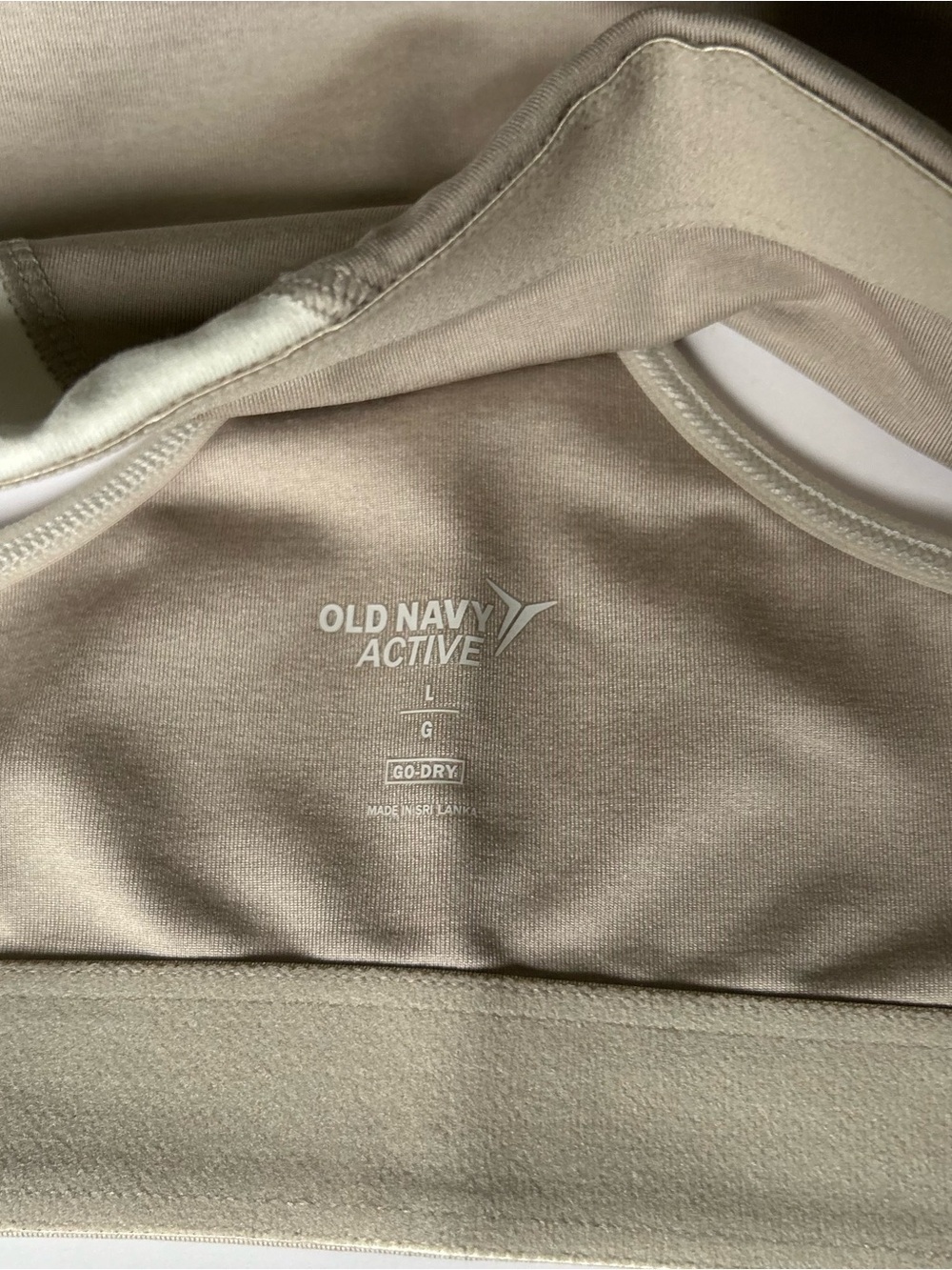 Old Navy Colorblock Racerback Sports Bra - Picture 4 of 6